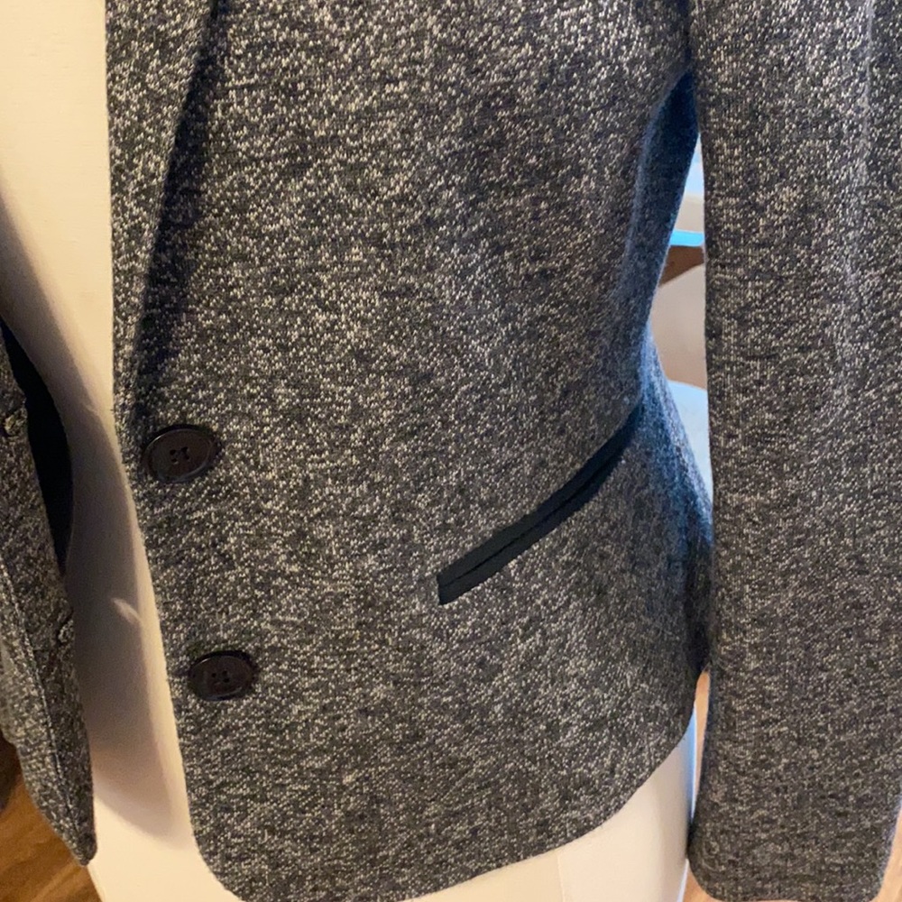 Tommy Hilfiger blazer pockets with silk lining - Picture 3 of 9